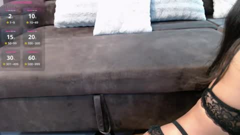 Snapshot of ladii_mia chatting on June 2026 06:14:01 PM Mia online show from June 2026 06:14:01 PM