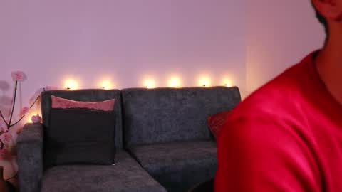 Kathie  Dicky    online show from November 2025 03:44:02 PM