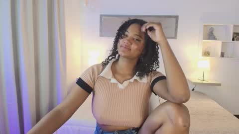 Karla - Instagram   lady karla1 online show from November 2025 01:00:02 PM