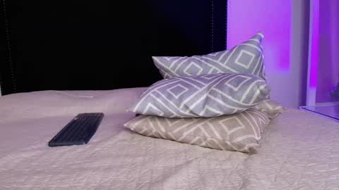 Karla - Instagram   lady karla1 online show from April 2026 07:58:02 PM