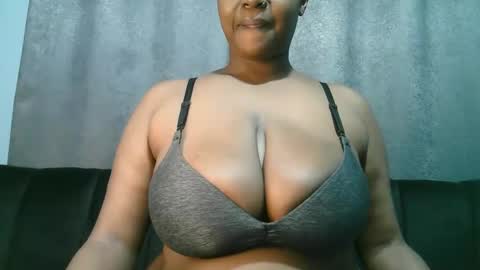 lady_dearra online show from June 2026 02:37:02 AM