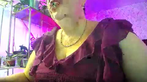 Lady Gloria online show from September 2025 03:50:02 AM