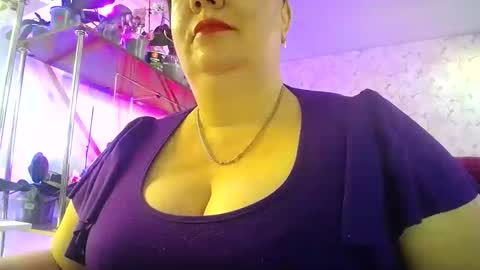 Lady Gloria online show from April 2026 06:27:01 AM