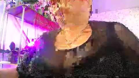Lady Gloria online show from April 2026 09:18:01 AM