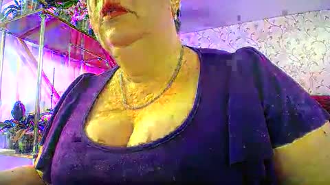 Lady Gloria online show from May 2026 06:21:03 AM