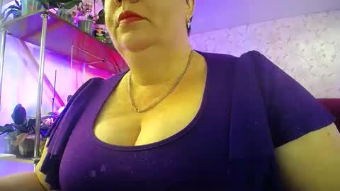 Lady Gloria online show from May 2026 06:32:03 AM