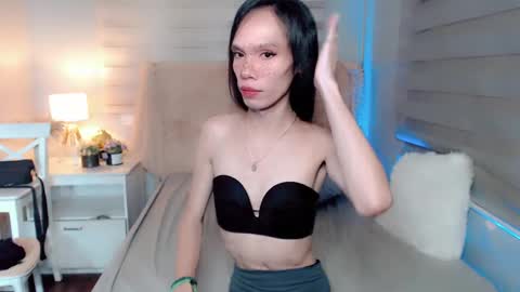    online show from February 2025 02:02:01 PM