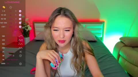 Krissy online show from December 2024 03:11:02 AM