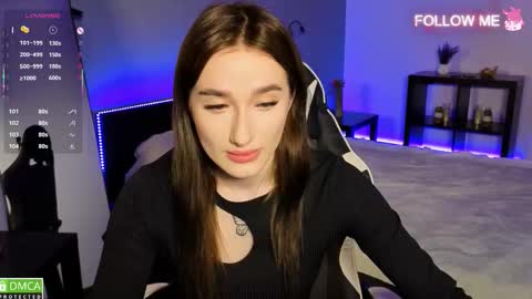 Olivia online show from March 2026 01:21:01 AM