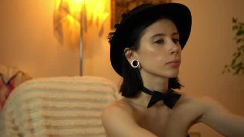 lady_nicolett online show from March 2026 01:13:01 AM