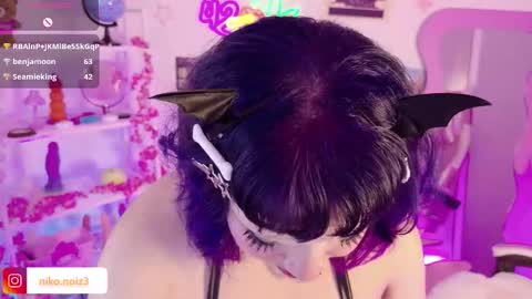 Lady  online show from February 2026 01:50:01 AM