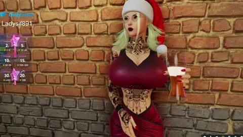 Snapshot of lady_sif_ chatting on December 2024 11:03:01 PM lady_sif_ online show from December 2024 11:03:01 PM
