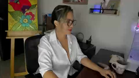 Snapshot of lady_sophie01 chatting on September 2025 04:21:02 PM Sophie   online show from September 2025 04:21:02 PM