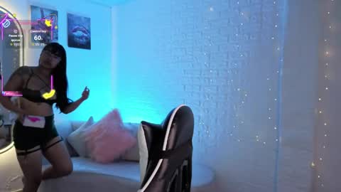 Lady Violet Bridgerton online show from April 2026 10:23:02 PM