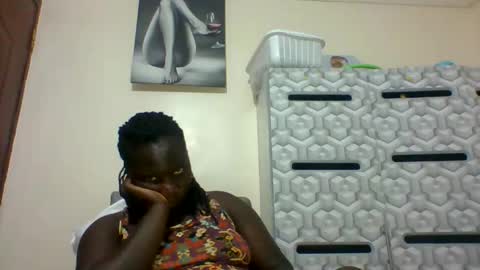 Snapshot of ladyblossoms19 chatting on January 2025 05:55:01 PM lindah32 online show from January 2025 05:55:01 PM