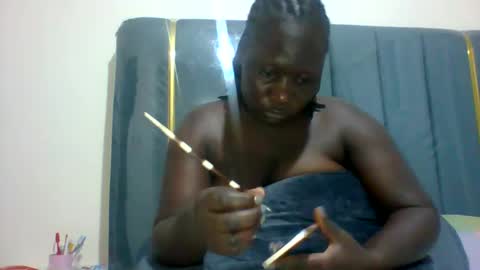 Snapshot of ladyblossoms19 chatting on February 2025 12:52:02 AM lindah32 online show from February 2025 12:52:02 AM