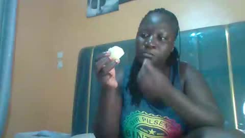 lindah32 online show from April 2026 02:51:02 AM