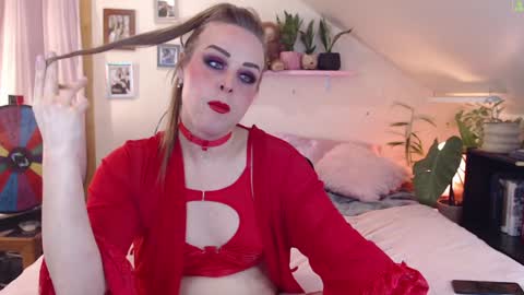 ladyboyhomemaker online show from January 2025 02:28:02 AM