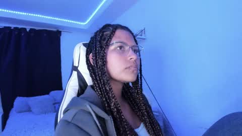  Lady  online show from February 2025 03:13:01 AM