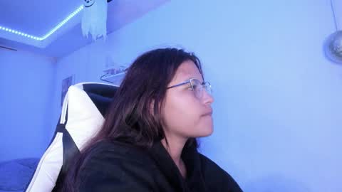  Lady  online show from October 2025 02:44:01 AM