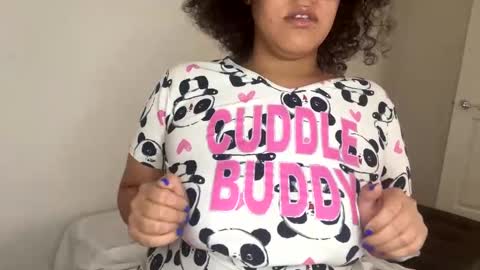 Stephanie online show from December 2024 05:33:01 PM