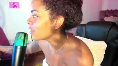 Snapshot of ladydanniela chatting on December 2024 09:31:01 AM leidy daniela online show from December 2024 09:31:01 AM