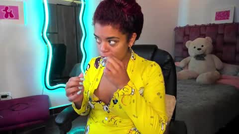 Snapshot of ladydanniela chatting on January 2025 10:06:02 AM leidy daniela online show from January 2025 10:06:02 AM