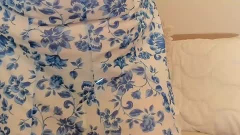 ladyjanyne online show from April 2026 02:50:02 AM