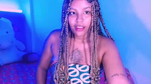 laura online show from March 2026 04:40:01 AM