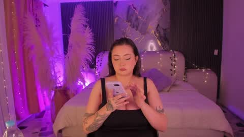 Lady  online show from April 2026 04:12:02 AM