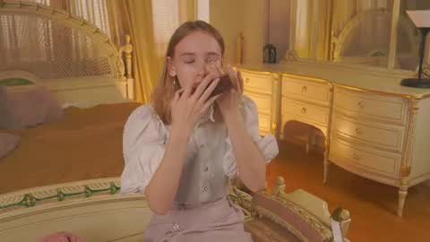 laelneizer online show from June 2026 04:34:01 AM