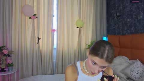 Lilia online show from September 2025 07:10:01 AM