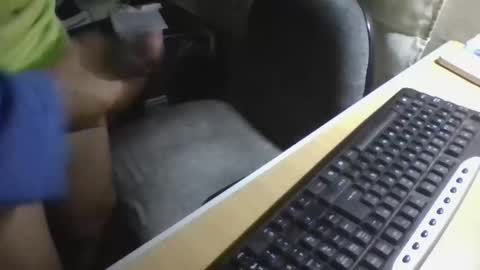 La Genova esta Dura beard boy male dick mastubate latinosexy latinohot latino glasses mature strong stronglegs online show from April 2026 05:41:02 AM