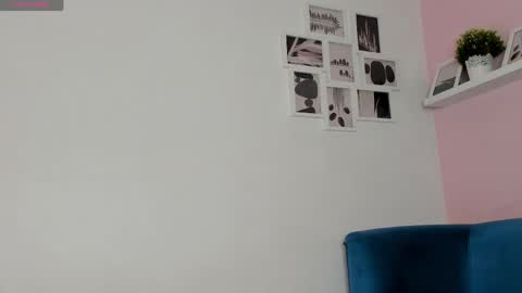 Snapshot of laila_miller_ chatting on June 2026 04:39:01 AM Laila online show from June 2026 04:39:01 AM