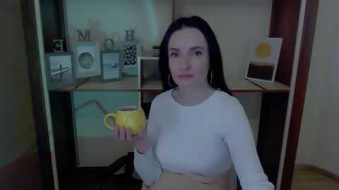 Laima online show from September 2025 08:31:02 AM