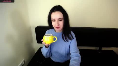 Laima online show from October 2025 08:13:02 AM