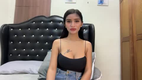 Snapshot of lakshmi_filipina chatting on June 2026 10:38:02 PM kristine online show from June 2026 10:38:02 PM