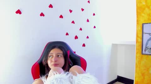 Lala clark online show from February 2026 08:37:01 PM