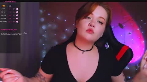 Snapshot of lala_loulou chatting on June 2026 06:17:01 PM Nicky online show from June 2026 06:17:01 PM