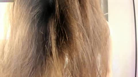 Julia online show from October 2025 08:08:02 PM