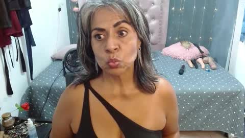 lalisha online show from September 2025 12:55:02 AM