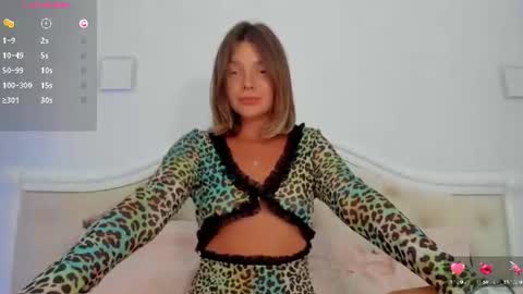 Snapshot of lallie_ chatting on July 2026 03:21:02 PM Lallie online show from July 2026 03:21:02 PM