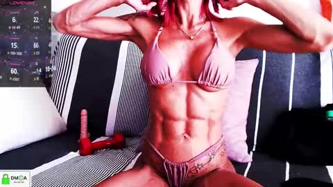 Lola online show from September 2025 04:32:02 PM