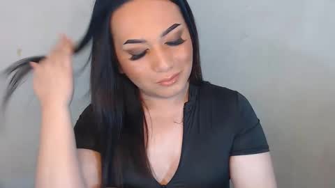 Lamery online show from November 2025 05:45:02 PM