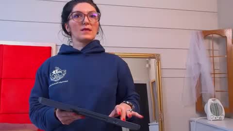 LanaBanner online show from March 2026 05:33:01 AM