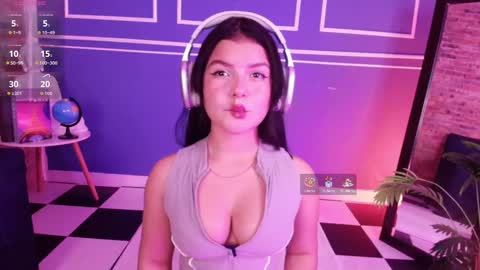  Lana  online show from October 2025 11:11:01 AM
