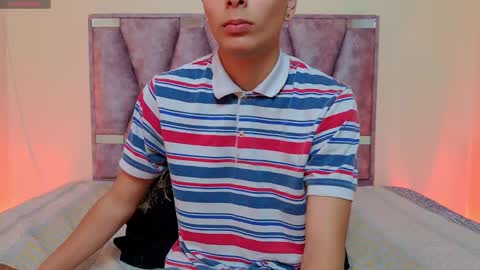 Snapshot of lana_bennett69 chatting on September 2025 10:39:01 AM Lana online show from September 2025 10:39:01 AM