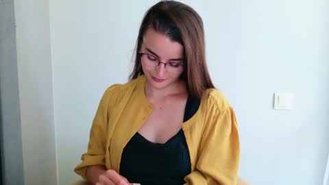 lana_gl online show from June 2026 09:14:01 AM