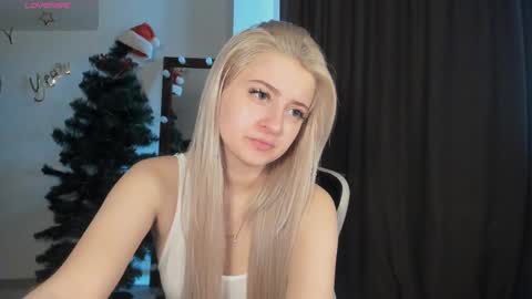 Lana online show from February 2025 09:51:02 AM