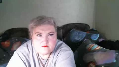 lanacat555 online show from April 2026 02:18:01 AM